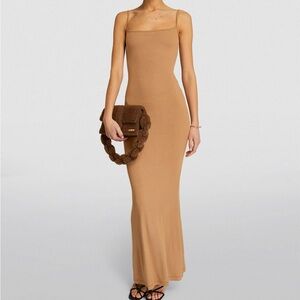 SKIMS Soft Lounge Long Slip Dress – Shimmer Light Tan – Size Medium